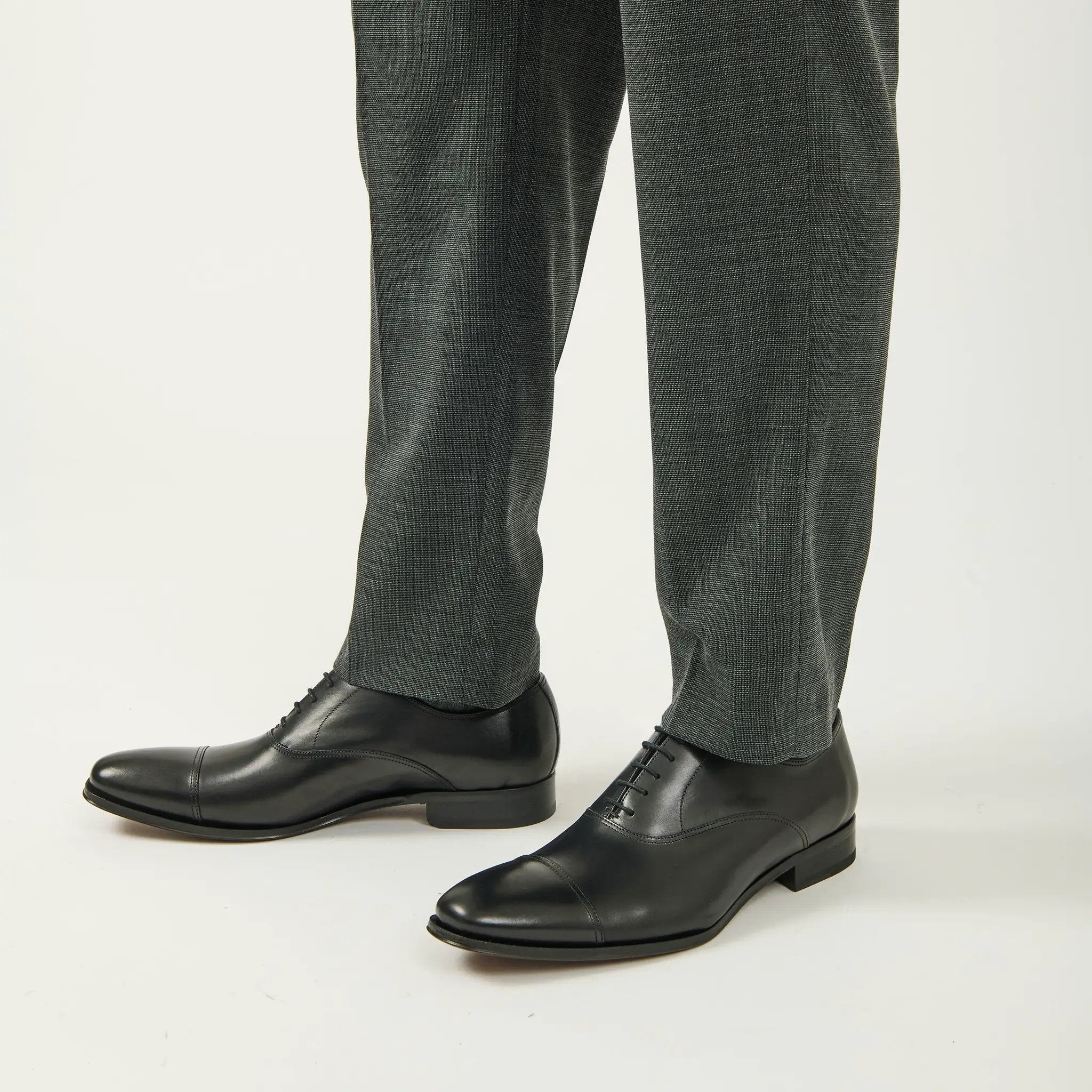 Aidan Black Calf Cap Toe Oxford Aidan Black Calf Cap Toe Oxford